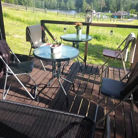 Lili's Holiday House *