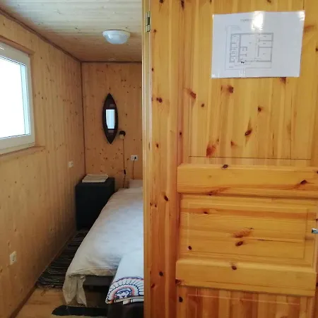 Lili's Holiday House *