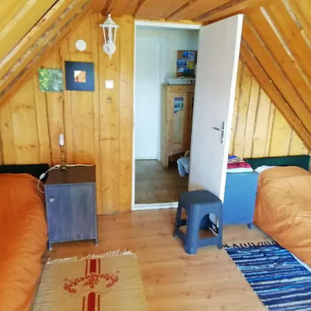 Lili's Holiday House *